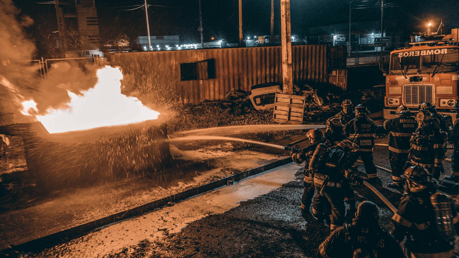 Feuerwehr im Nachteinsatz
